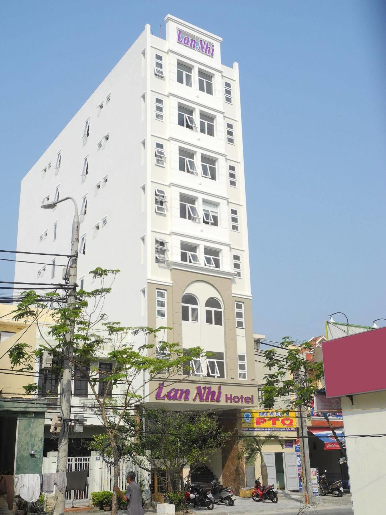 Twilight Beach Hotel Da Nang Exterior photo